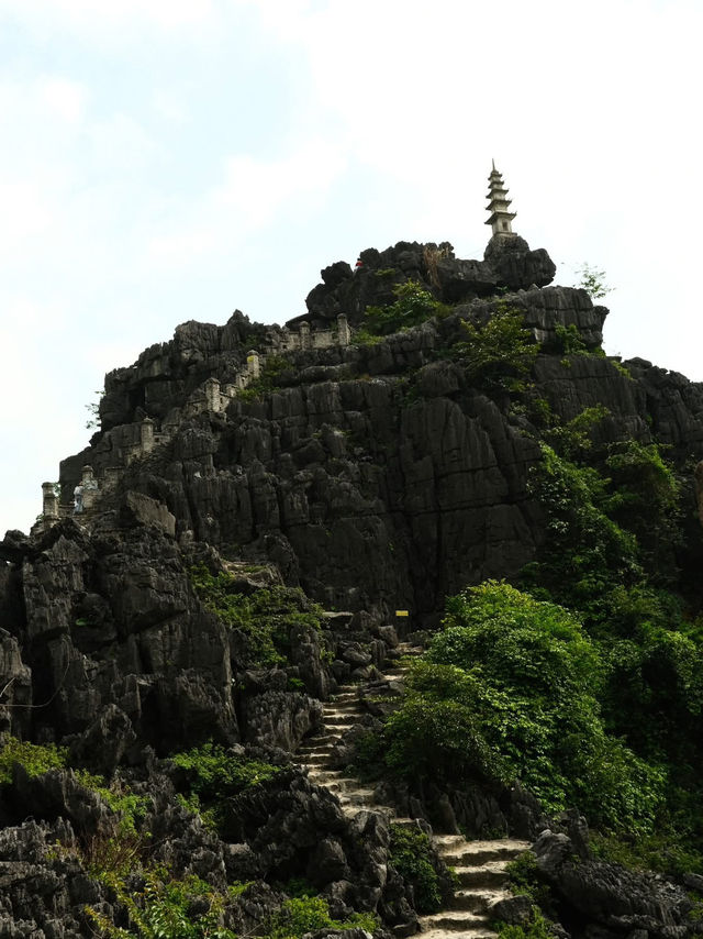 Hang Múa - Stairway to the Dragons 🐉