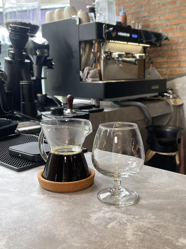 Authentique Vietnamese Specialty Coffee📍Silom