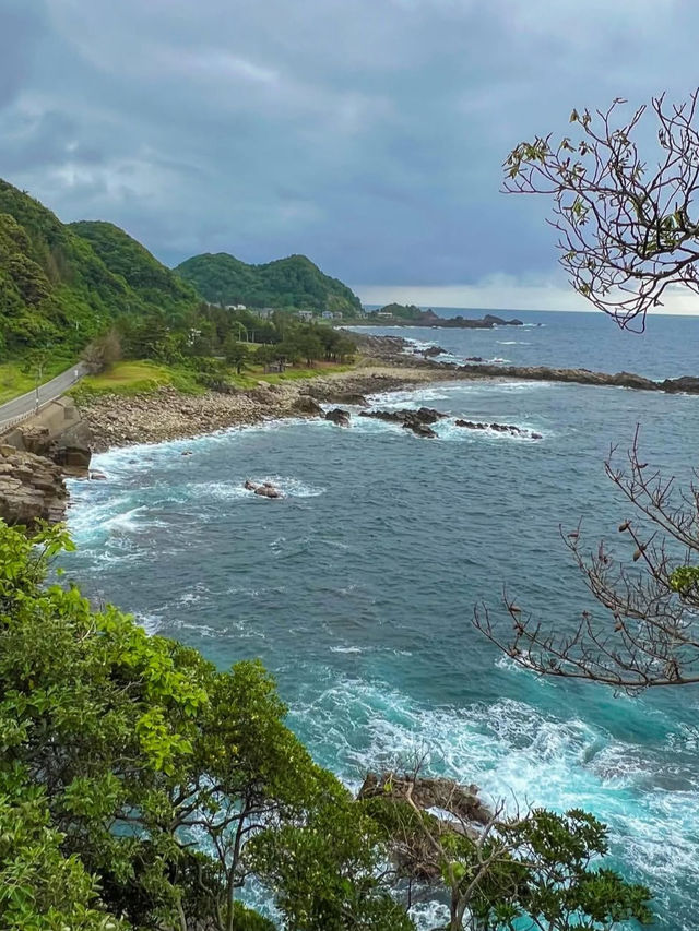 【鉾島で自然の彫刻美に出会う】福井の隠れ絶景スポット🪨🌊 