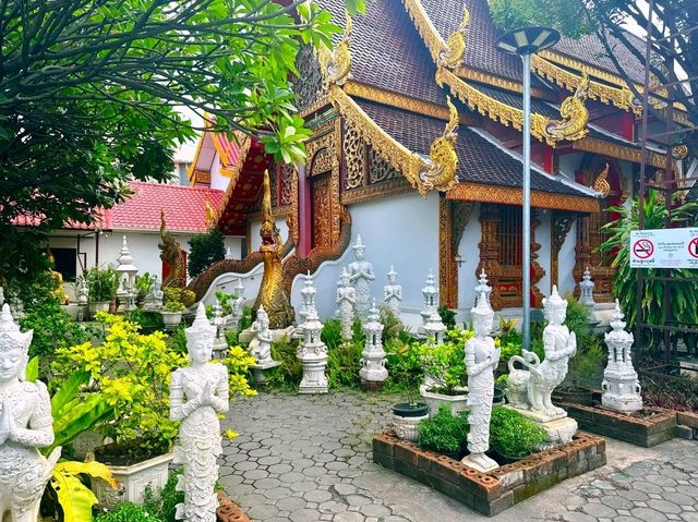 พาไหว้พระวัดฟ่อนสร้อย จังหวัดเชียงใหม่ 