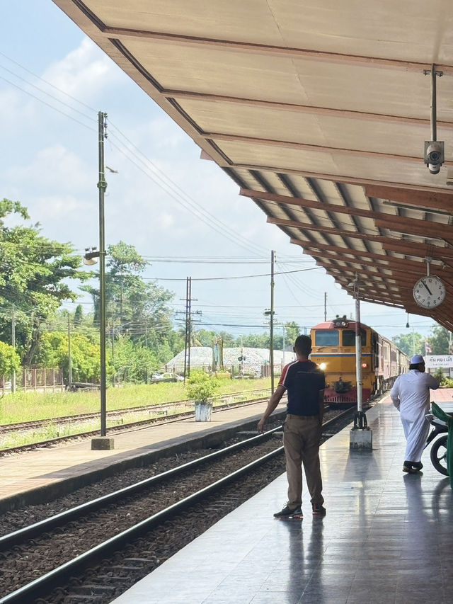 แนะนำเดินทางไปนราธิวาสโดยรถไฟด้วยงบไม่ถึงร้อย