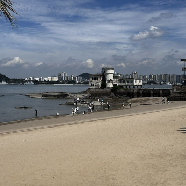 🌅 Salt & Stone: Gulangyu’s Seaside Secrets Beyond the Crowds!