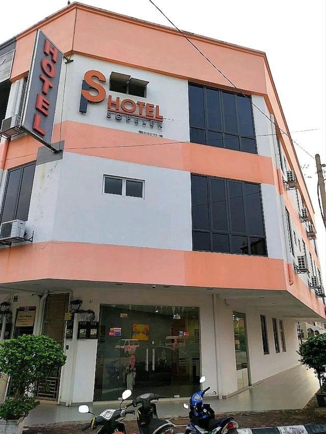 🌟 “A Budget Stopover Near KLIA”