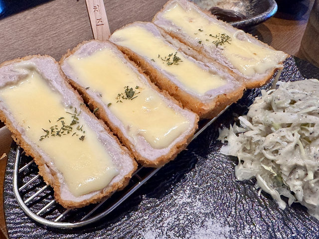 긴 숙성 시간을 거쳐 만드는 돈가스 맛집 가츠에가오
