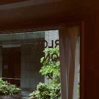 PARLOR NOON cafe