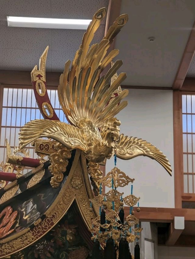TAKAYAMA MATSURI YARAI KAIKAN.