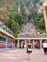 🦚 Batu Caves, Kuala Lumpur — A Summer Getaway Full of Adventure & Culture 🦚
