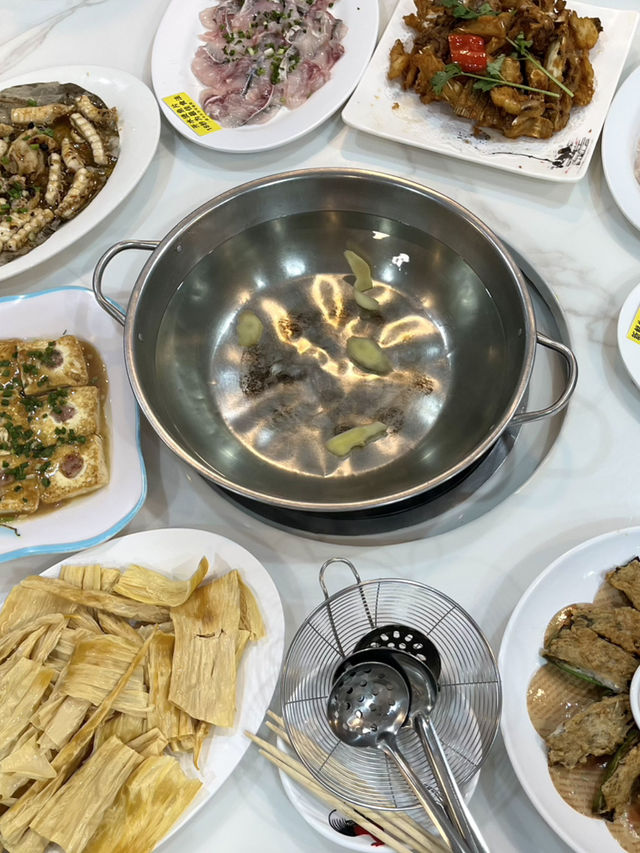不惜開一小時車 💕 為吃美味園脆肉鯇四吃