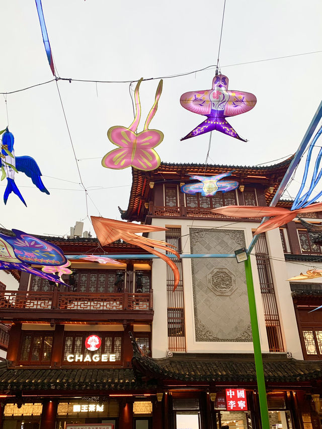 Yuyuan old street สวนสไตล์จีนโบราณกลางเซี่ยงไฮ้
