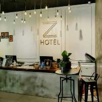 Zestful Comfort and Boutique Ease