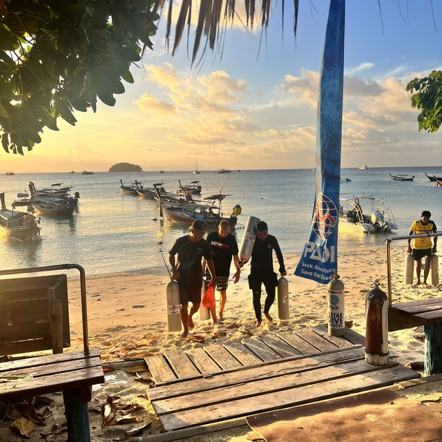 ดำน้ำลึกกับ Satun Dive Resort Koh Lipe