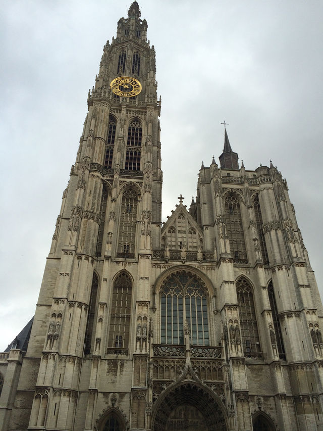 【Cathédrale Notre-Dame de Bruxelles／聖母大聖堂】