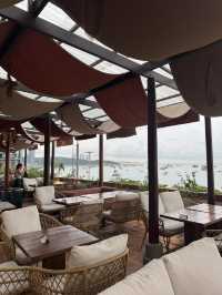 🌙 Moon Whale Pattaya – คาเฟ่สวยหรูริมทะเล