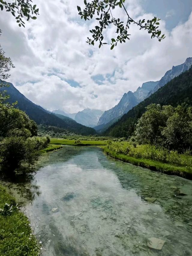 Where Heaven Touches Earth – Tibet’s Lost Kingdom in Sichuan’s Wild West