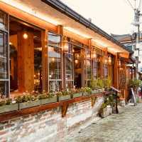 Ikseon-dong Hanok Alley: Seoul’s Hippest Time Capsule – A Solo Explorer’s Dream"** 🏮📸