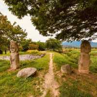 🏰🌉 *Step into History: Byeongyeongseong’s Military Fortress Bridge (병영성 홍교)* 🚶♂️🍂