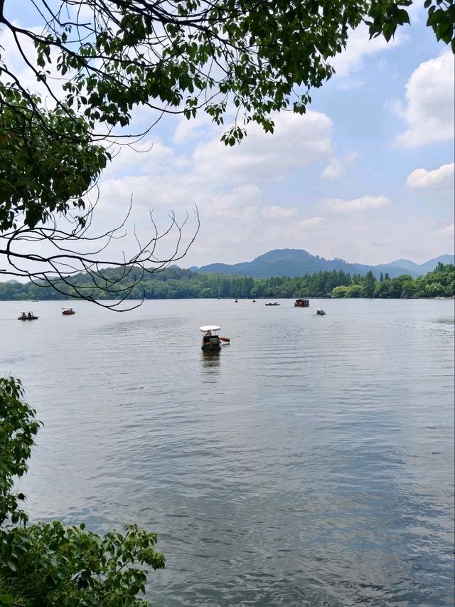 West Lake – The Living Scroll of Hangzhou