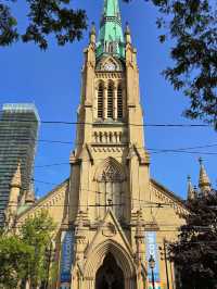 Toronto’s Timeless Architecture: A Tour of Historic Charm in a Young City
