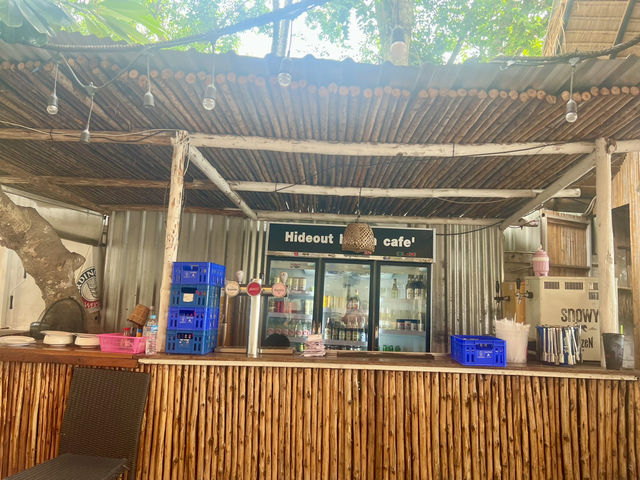 Hideout Beach Café & Bistro Sriracha Hideout Beach Café & Bistro Sriracha