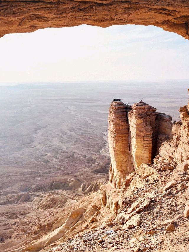 Stunning Cliffs and Desert Landscapes Riyadhs Natural Wonder