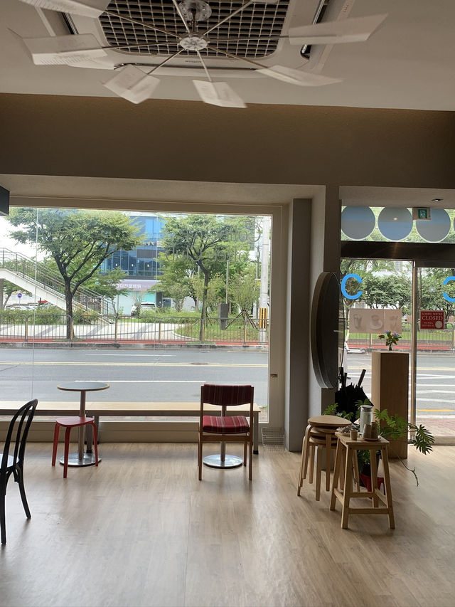 거제도 카페 휘낭시에 맛집 콜렉티브커피클럽