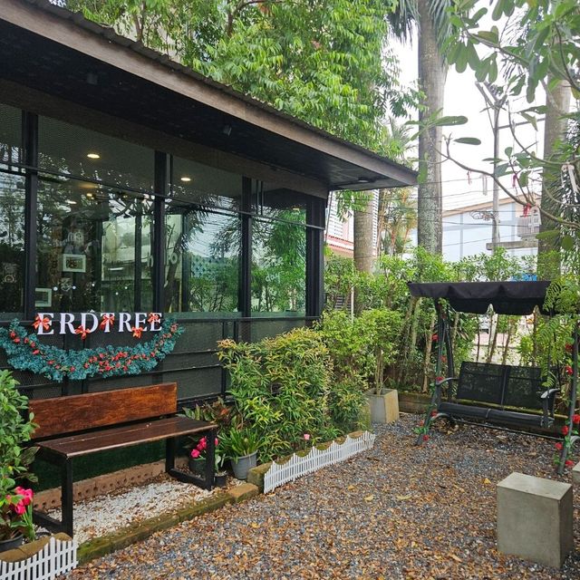 Nice fusion cafe in Hatyai