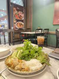 ร้านอาหารอีสานฟิวชั่น แซ่บๆ “ลาวญวน” ภูเก็ต🌶️🔥