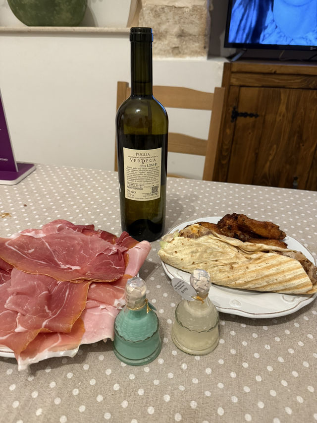 이탈리아의 잘 알려지지 않은 스머프 마을