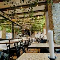 🇩🇰 Café Flottenheimer: Copenhagen's Cozy Hygge Haven