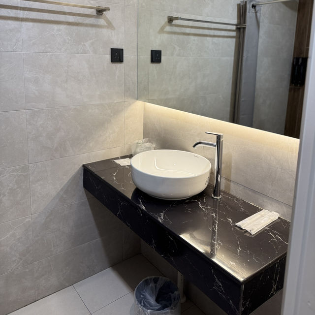 Kuching Comfort Vibes at Abell Hotel: Sleep, Eat, Repeat 🛏️☕️