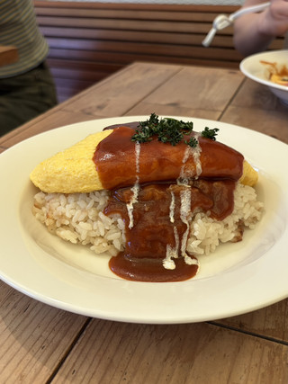 【福岡咖啡廳】許多海外旅客也愛訪的美味蛋包飯