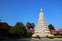 Discovering the Soul of Phnom Penh 🙏🌇