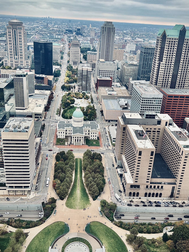 The Gateway Arch