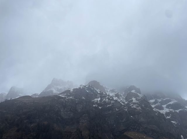 눈 덮인 알프스 보면서 온천을? 스위스 로이커바트 온천