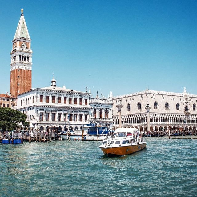 Roaming the Enchanting Streets of Venice