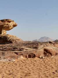 Discovering Hidden Wonders on a Jeep Tour 🏜️🚙