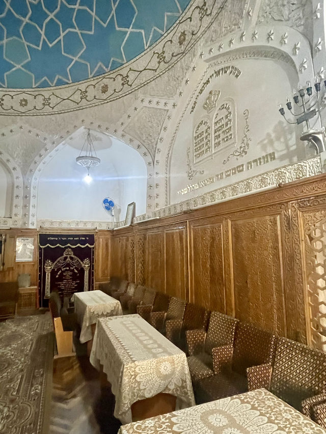 The Gumbaz Synagogue
