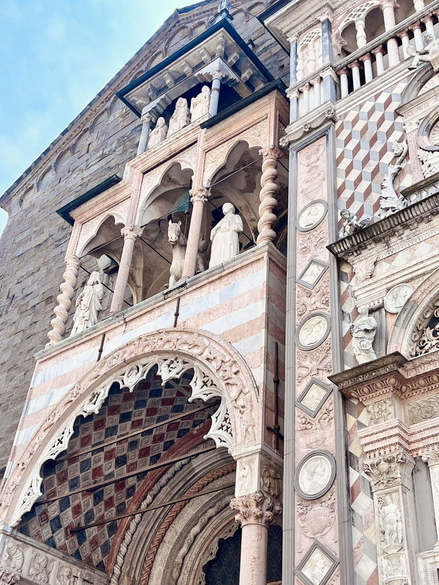🪽Bergamo Cathedral – Heavenly Silence and Ceiling Frescoes 🪽