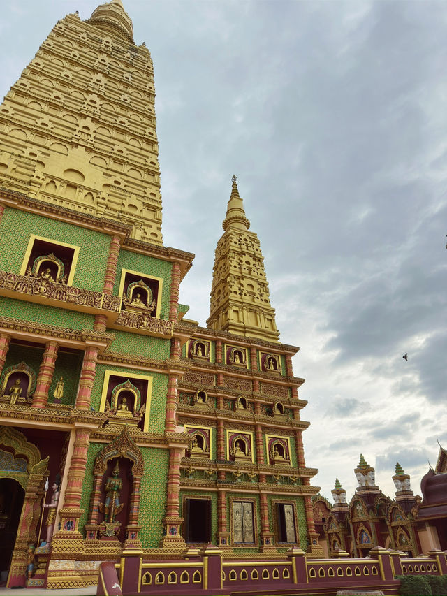 One of the most beautiful temples in South of Thailand 