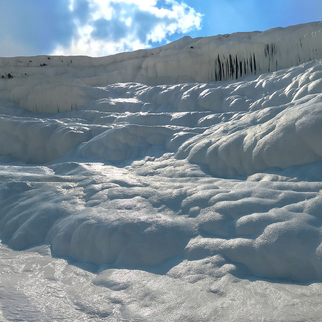 Turkey🇹🇷A Dreamlike Journey Through Pamukkale’s Cotton Castle☁️🏰