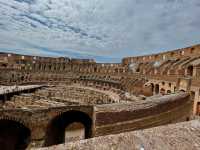 🇮🇹 Exploring the Colosseum in Rome: A Journey Through Time 🏛️✨
