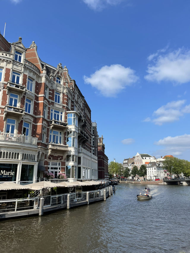 🚲 Amsterdam: Canals & City Vibes