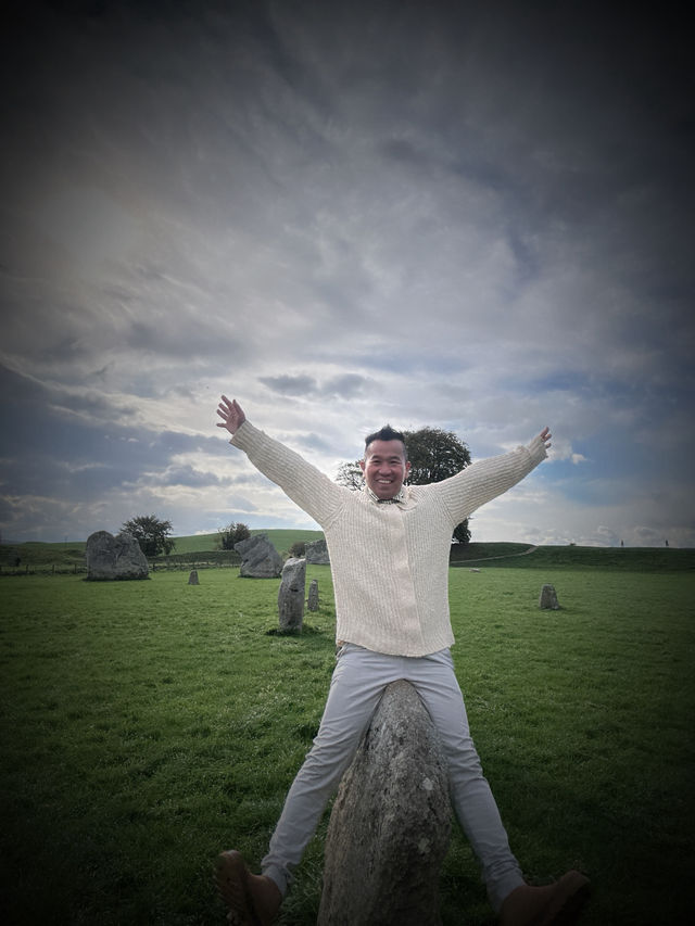✨ Magical Moments at Avebury Stone Circle 🪶