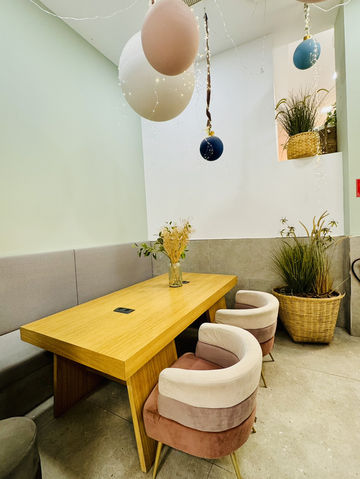 🌅☕️ Early Morning Gem — Amapola Bakery & Coffee at La Rambla 🌅☕️ Early Morning Gem — Amapola Bakery & Coffee at La Rambla