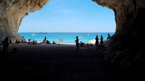 Cala Luna... สำรวจมุมที่สวยที่สุดของซาร์ดิเนีย — traveler post in Dorgali