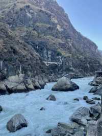 Tiger Leaping Gorge, Lijiang, Yunnan🍃🌿