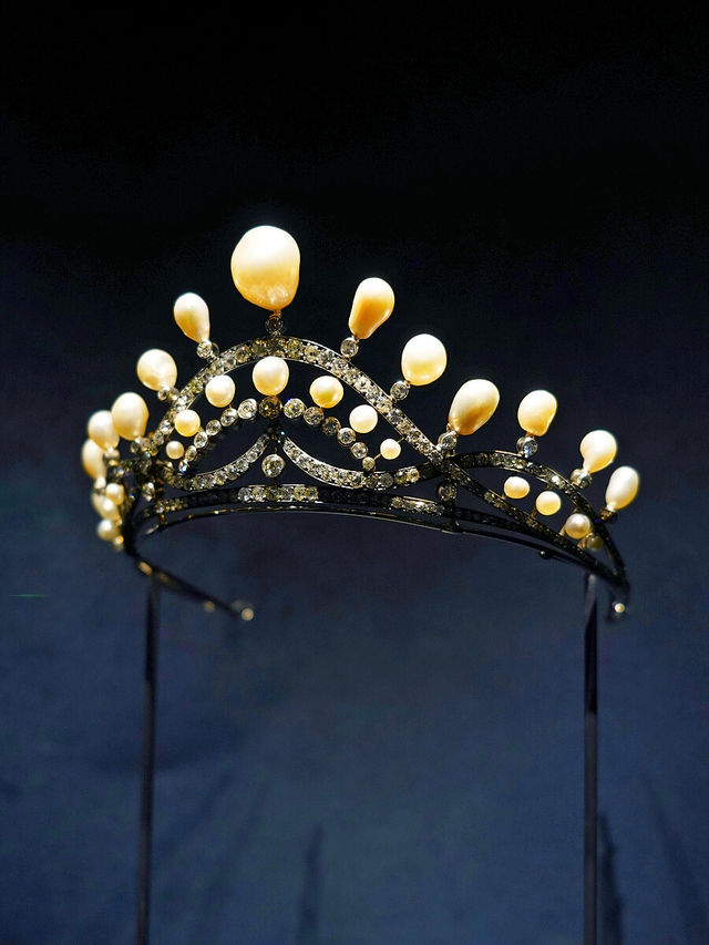 上海 | CHAUMET 冠冕綺夢：夢幻般的珠寶展覽
