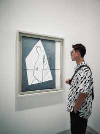 一直很喜歡西岸美術館的感覺，不管是館內的展還是沿著江邊的風景，都可以讓我在這裡放鬆一下午