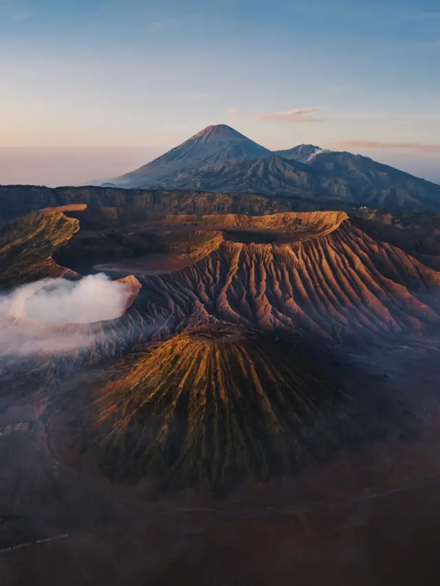 East Java | Of course, you have to shoot Bromo from midnight to noon!