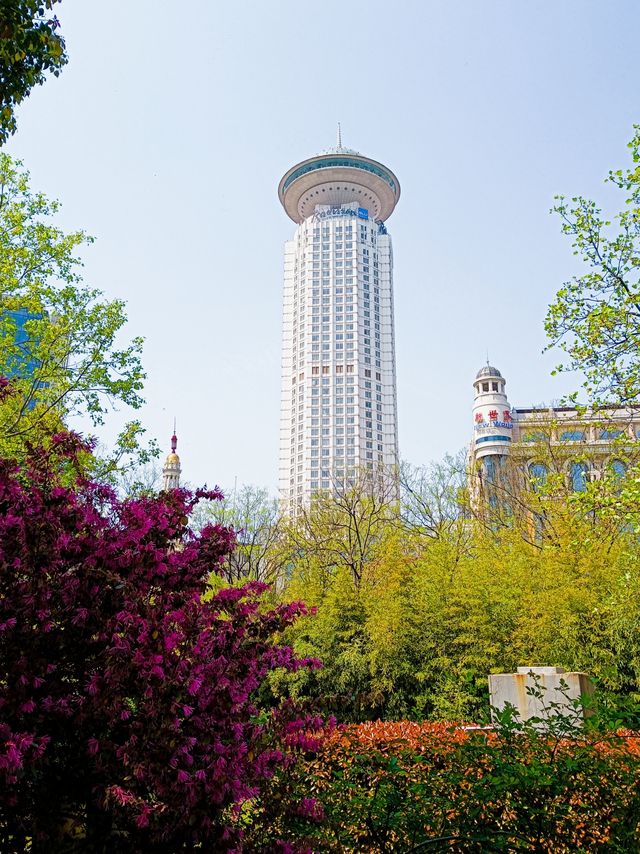 人民公園，你玩真花啊